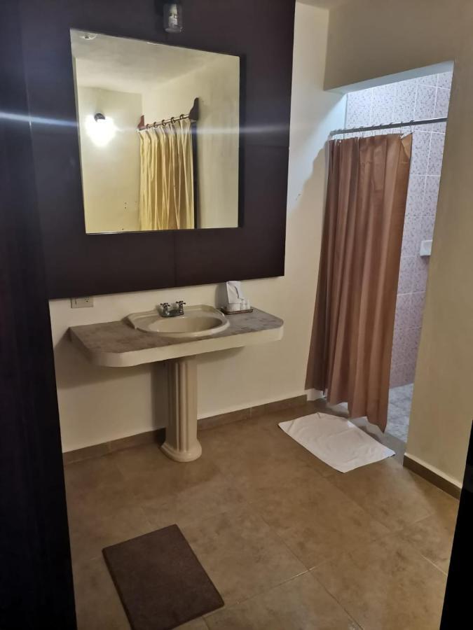 Hotel Hacienda Valentina Playa del Carmen Zewnętrze zdjęcie