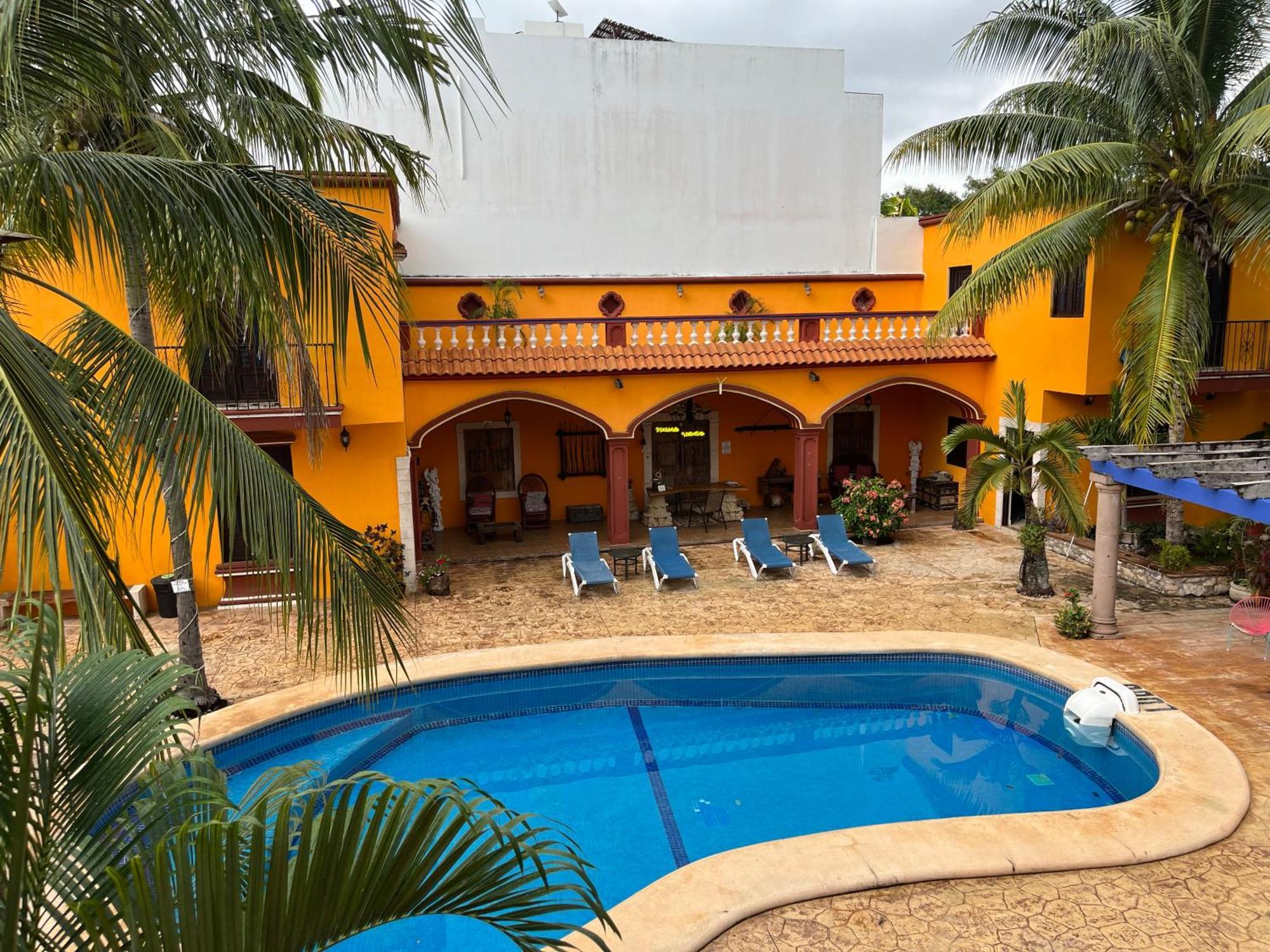 Hotel Hacienda Valentina Playa del Carmen Zewnętrze zdjęcie